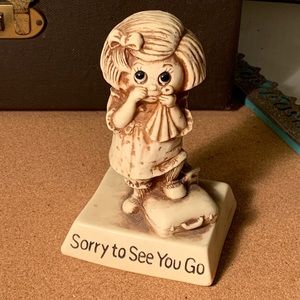 Vintage W&R Berries 1975 Figurine (B12)